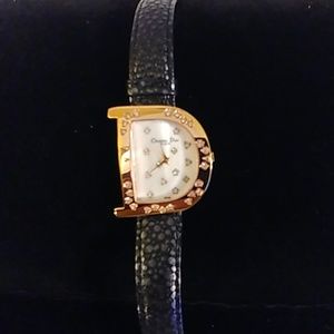 Very beautiful initial time piece...